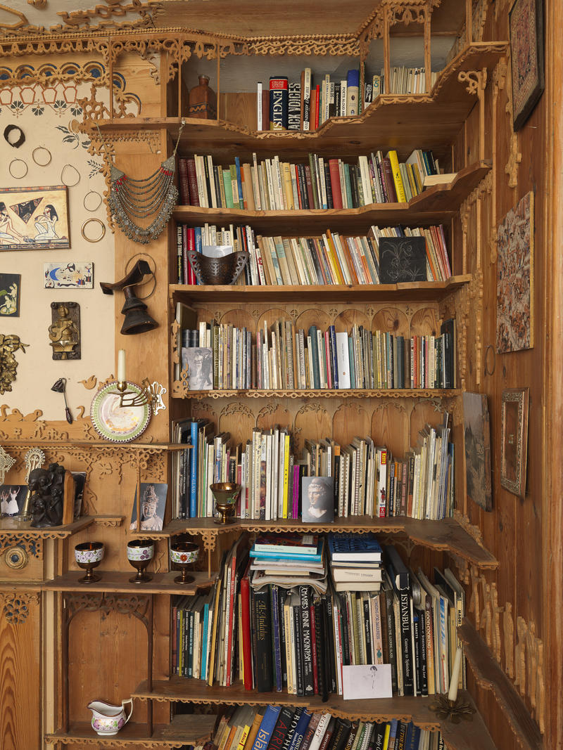 Khadambi asalache library